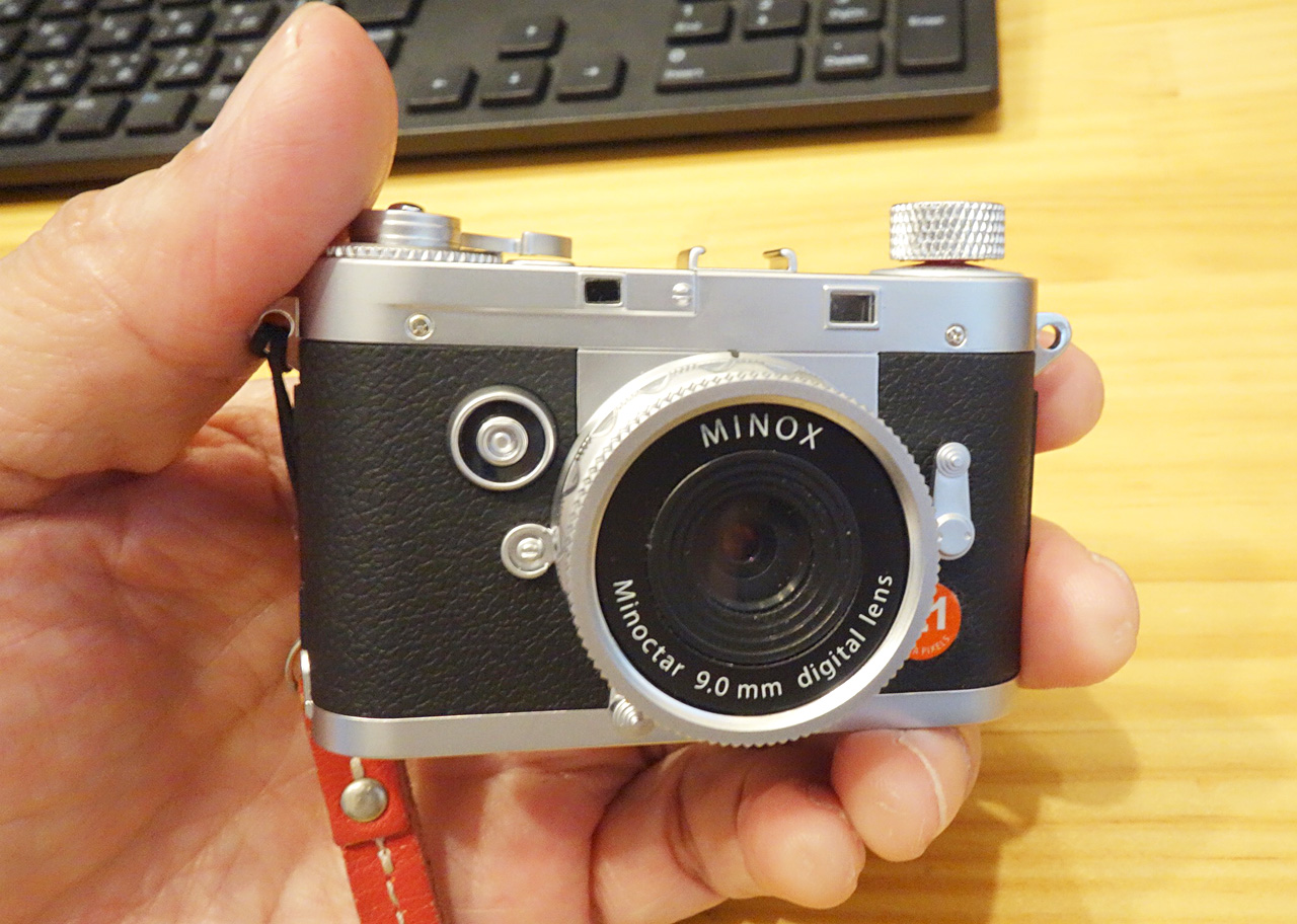 8556円 品質が完璧 極美品minox DCC5.1 ミニカメラ デジタルクラシックカメラ